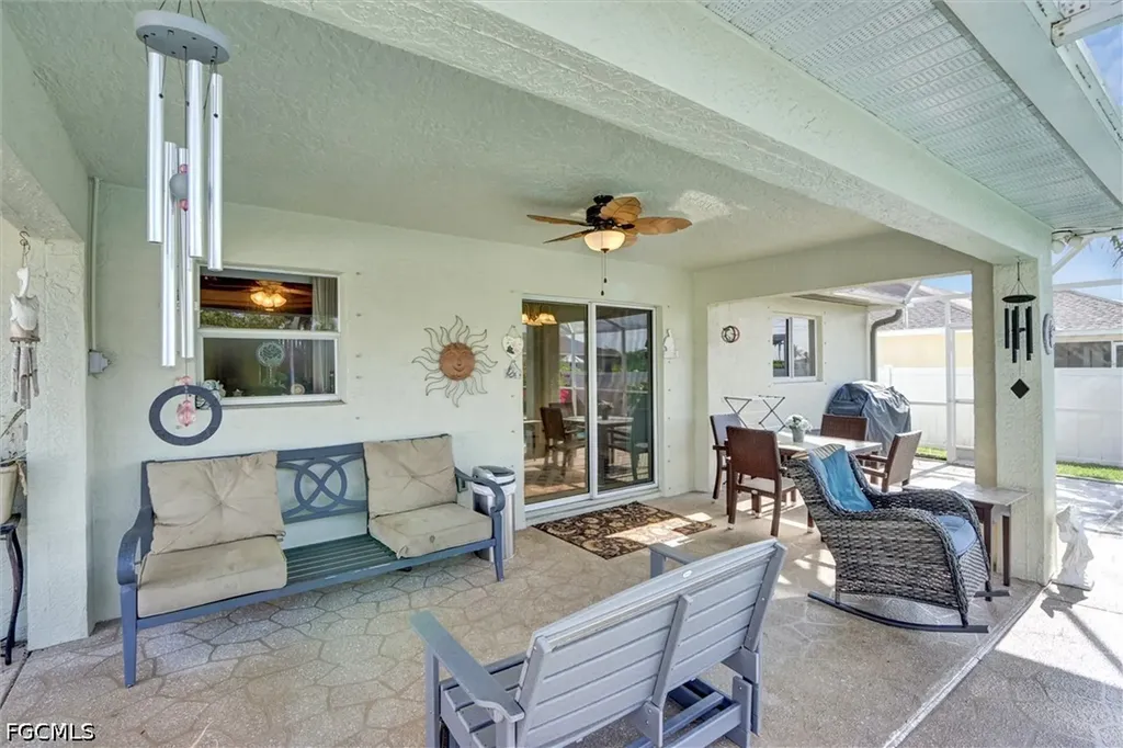 1100 NE 15th Street Cape Coral FL 33909