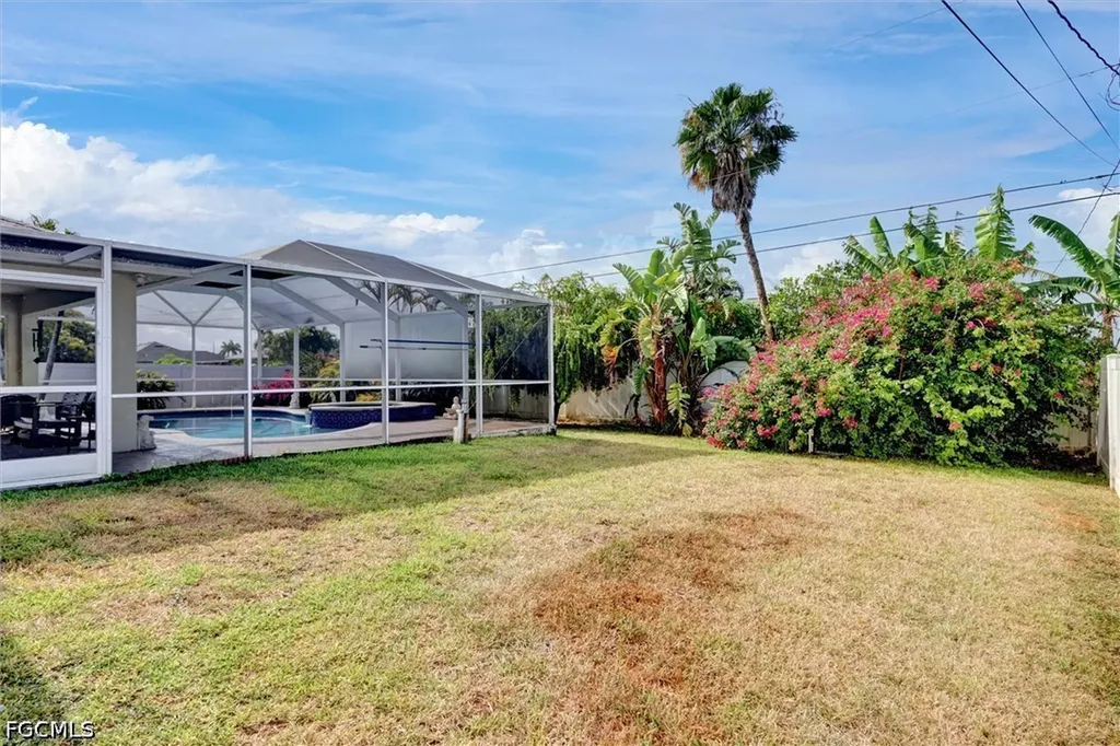 1100 NE 15th Street Cape Coral FL 33909