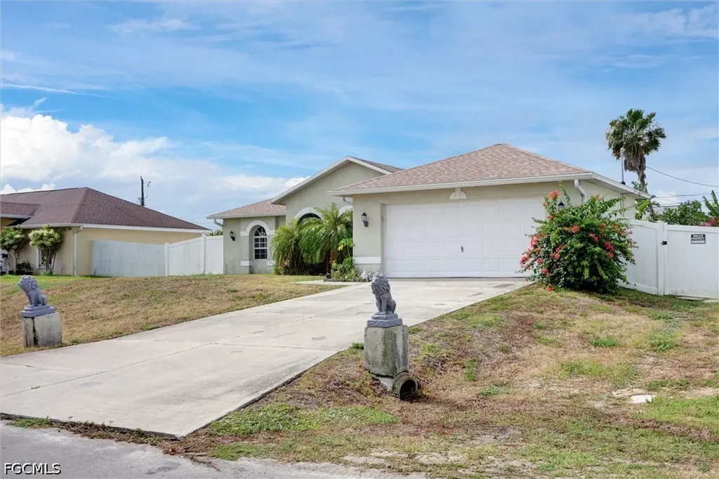 1100 NE 15th Street Cape Coral FL 33909