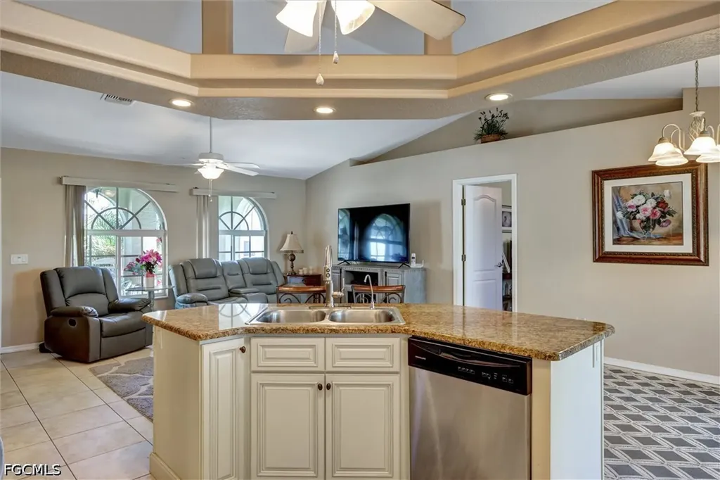 1100 NE 15th Street Cape Coral FL 33909