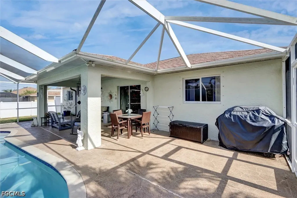 1100 NE 15th Street Cape Coral FL 33909