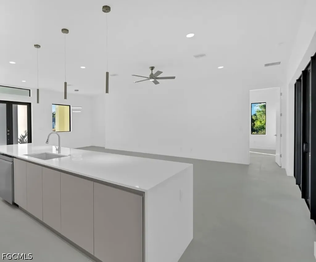 10065 Memphis Street Port Charlotte FL 33981