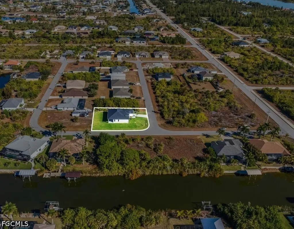 10065 Memphis Street Port Charlotte FL 33981