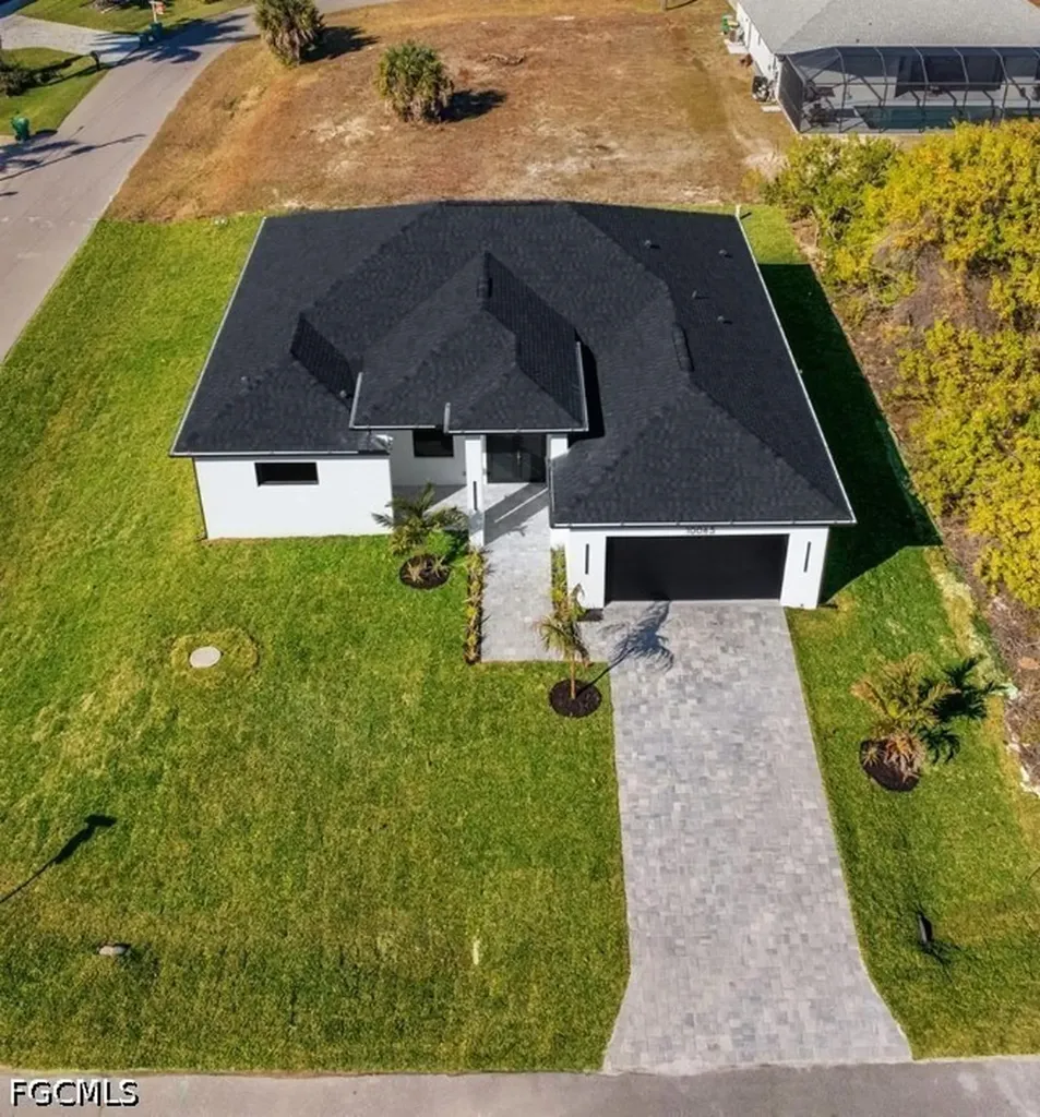 10065 Memphis Street Port Charlotte FL 33981