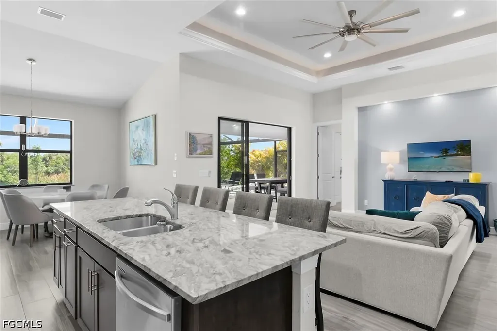 635 NE 7th Terrace Cape Coral FL 33909