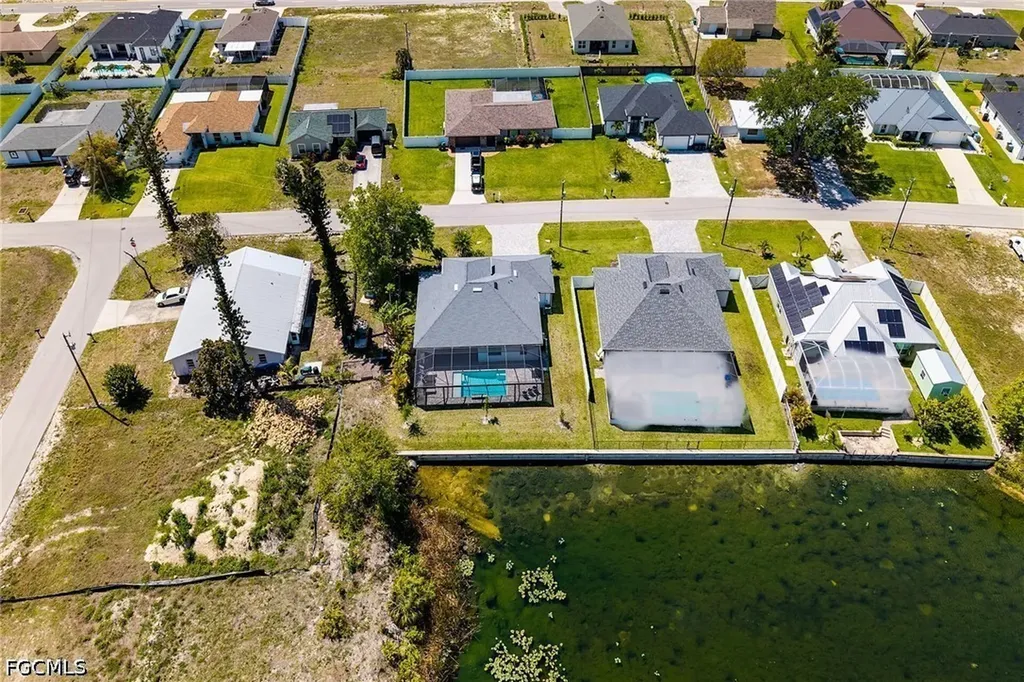 635 NE 7th Terrace Cape Coral FL 33909