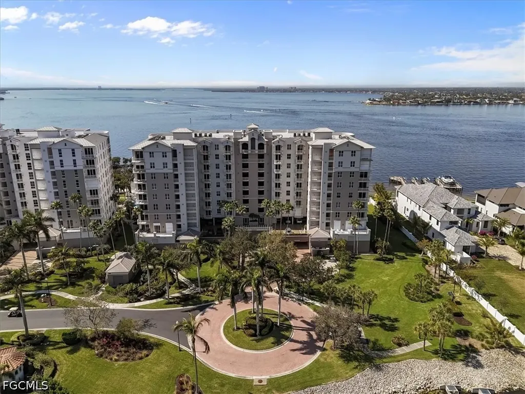 14200 Royal Harbour Court Fort Myers FL 33908