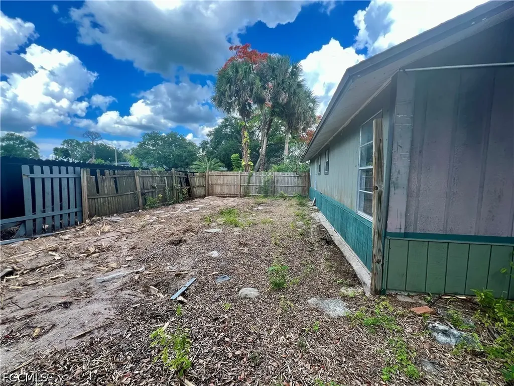 213 Lincoln Avenue Lehigh Acres FL 33936