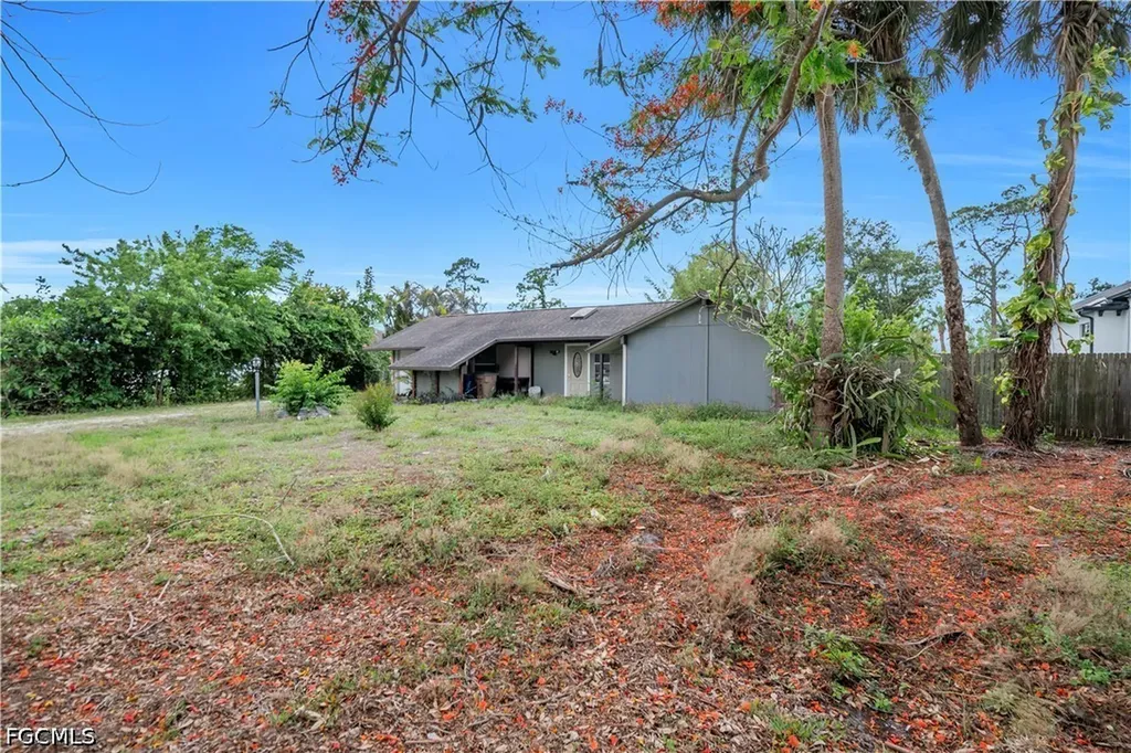 213 Lincoln Avenue Lehigh Acres FL 33936