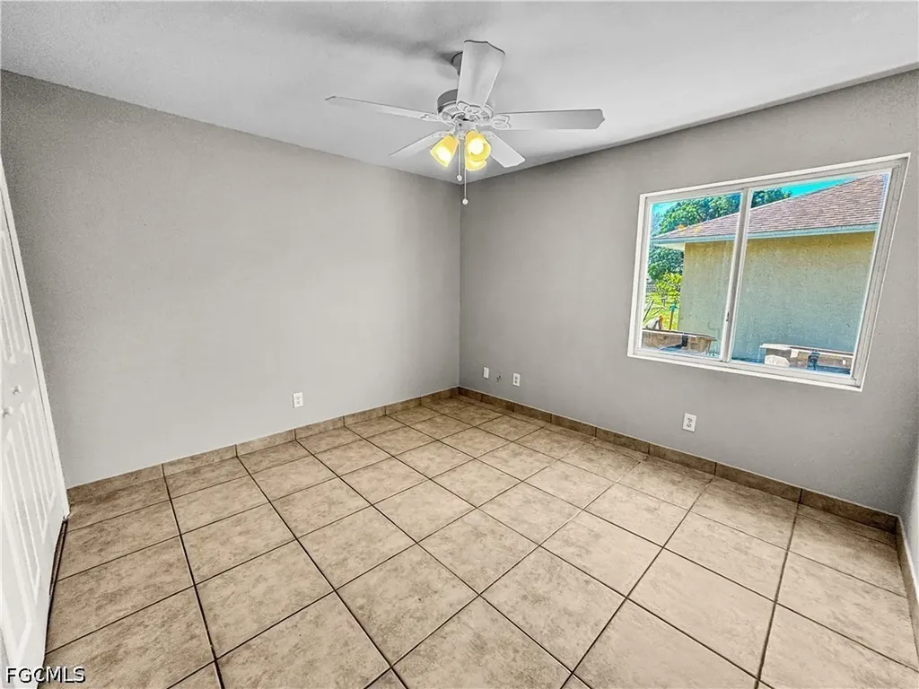 1321 SE 8th Avenue Cape Coral FL 33990