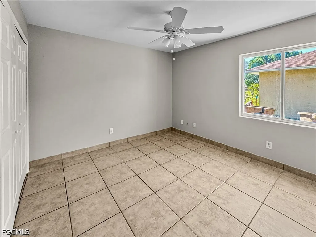 1321 SE 8th Avenue Cape Coral FL 33990