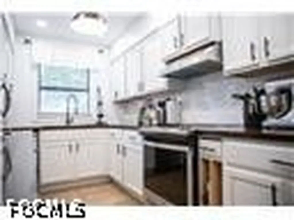 2826 Santa Barbara Boulevard Cape Coral FL 33914