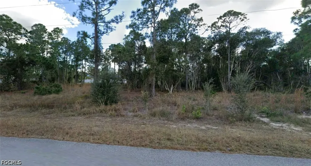 508 Keller Street E Lehigh Acres FL 33974