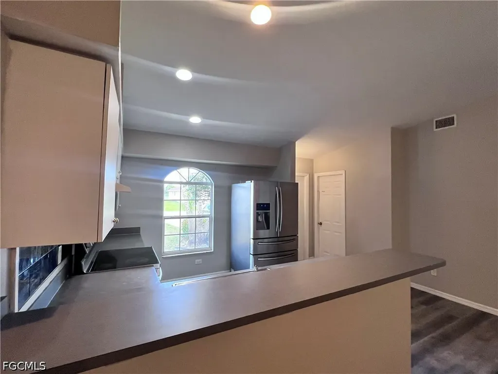 1809 SW Santa Barbara Place Cape Coral FL 33991