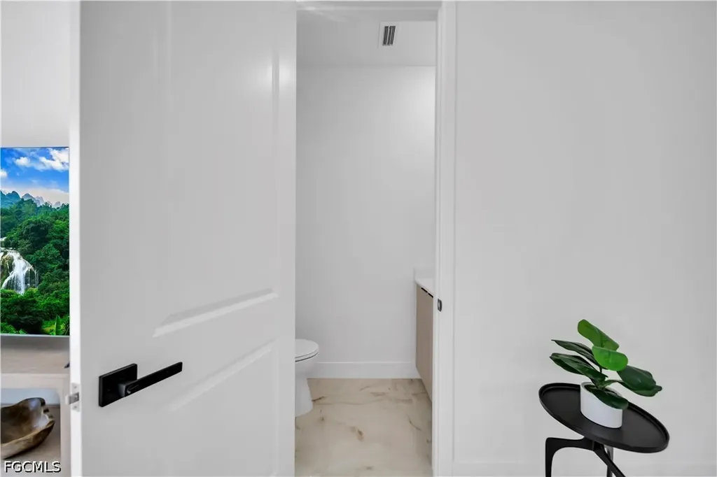 6045 Kumquat Circle Labelle FL 33935
