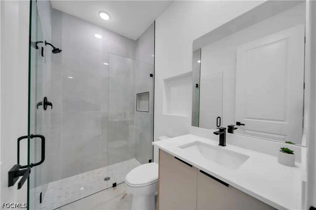 6045 Kumquat Circle Labelle FL 33935