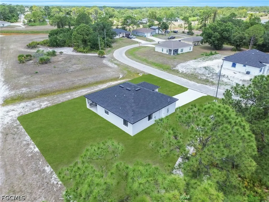 6045 Kumquat Circle Labelle FL 33935