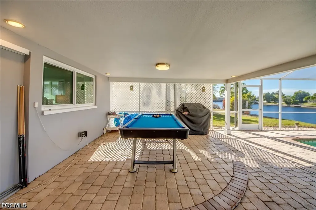 4532 SW 1st Place Cape Coral FL 33914