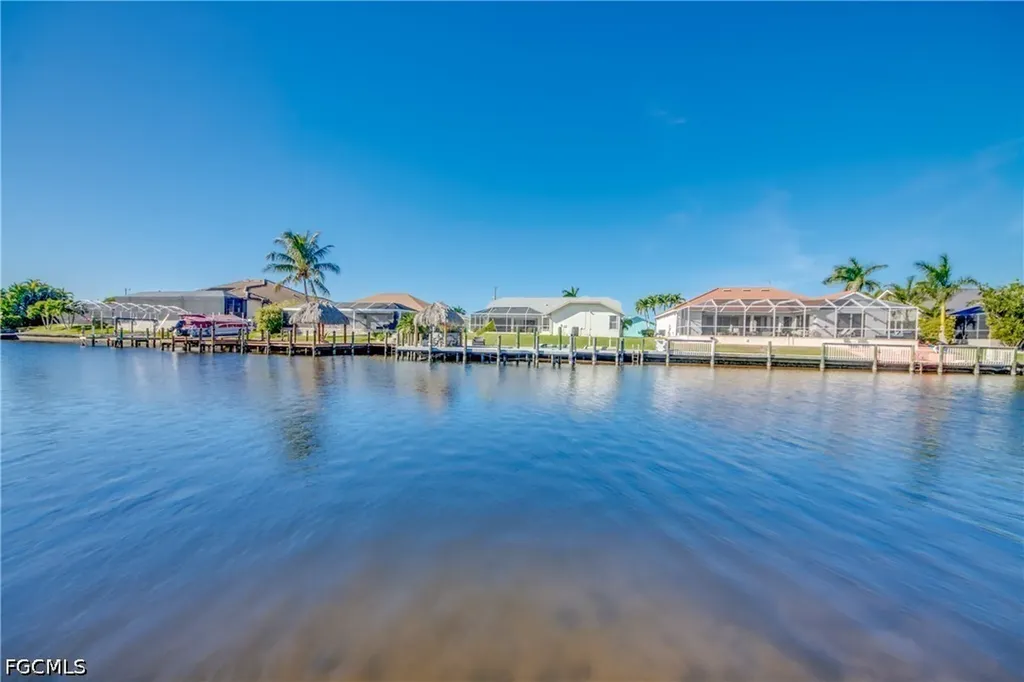 4532 SW 1st Place Cape Coral FL 33914