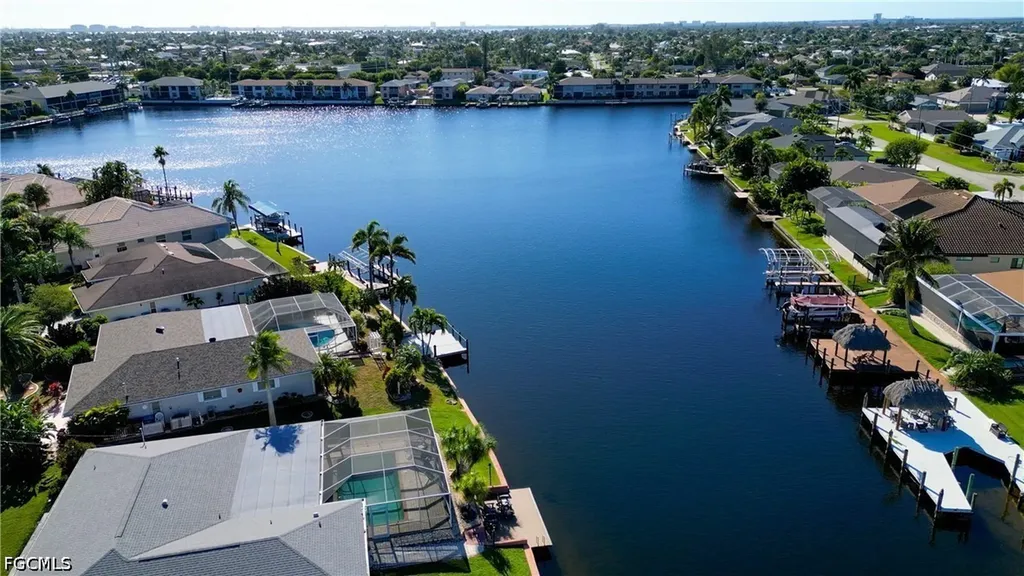 4532 SW 1st Place Cape Coral FL 33914