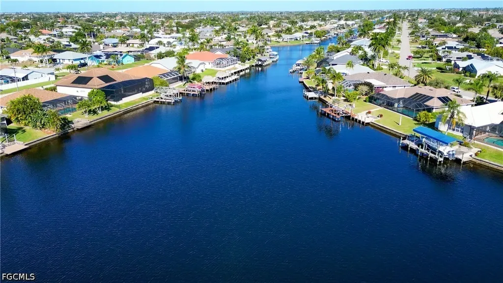 4532 SW 1st Place Cape Coral FL 33914
