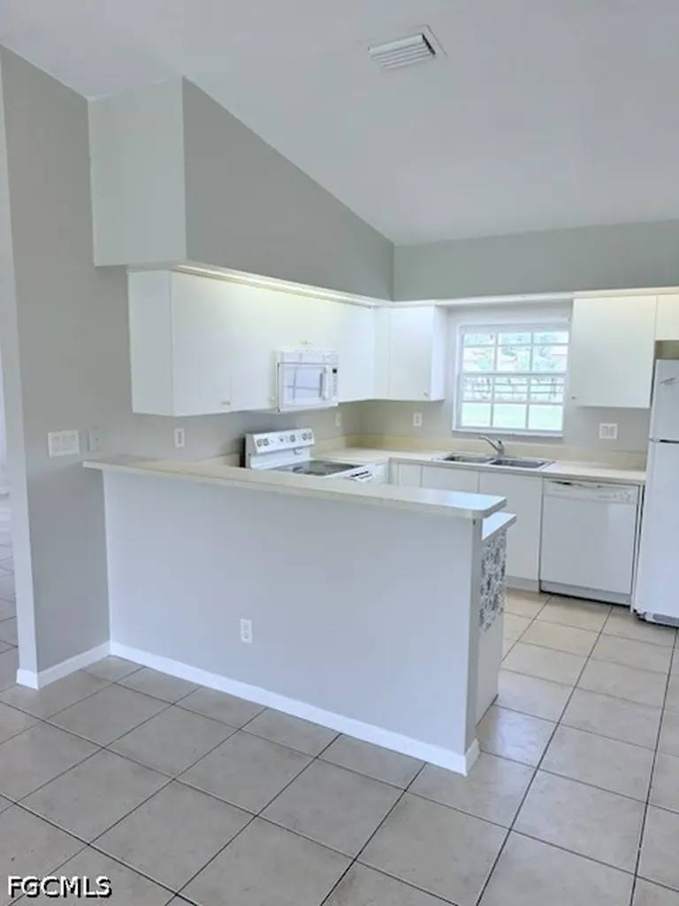 15423 Cemetery Road Fort Myers FL 33905