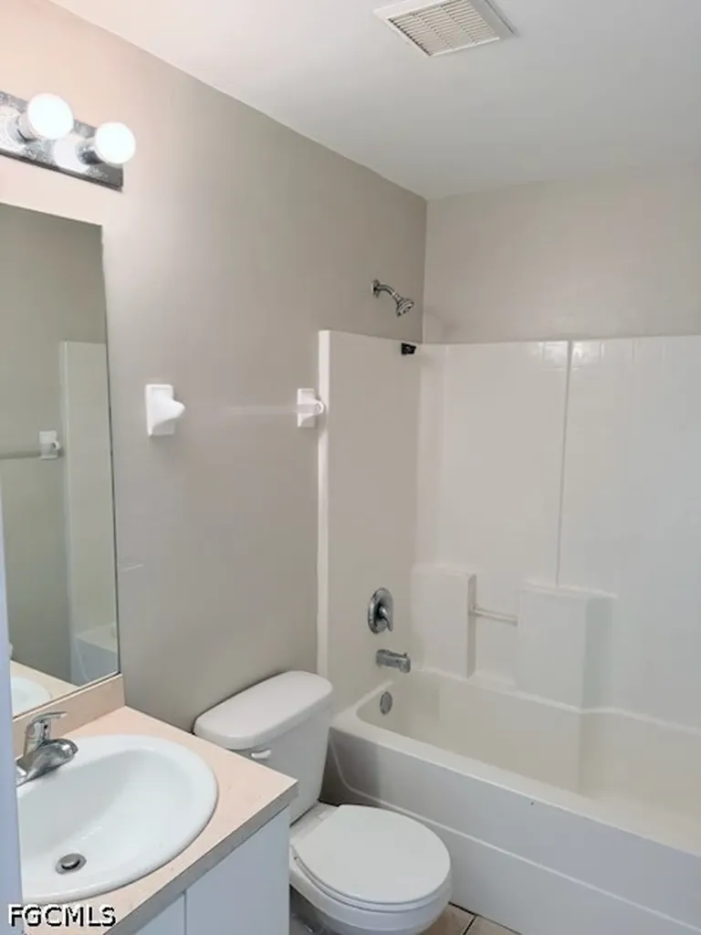 15423 Cemetery Road Fort Myers FL 33905