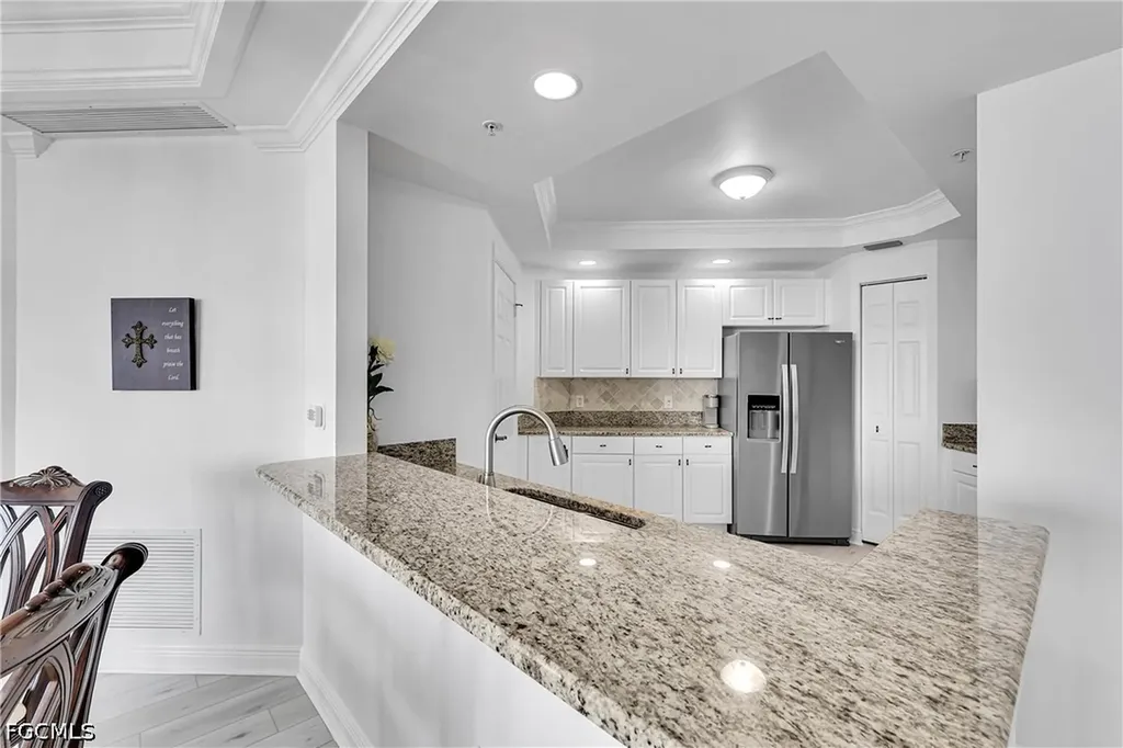 2745 1st Street Fort Myers FL 33916