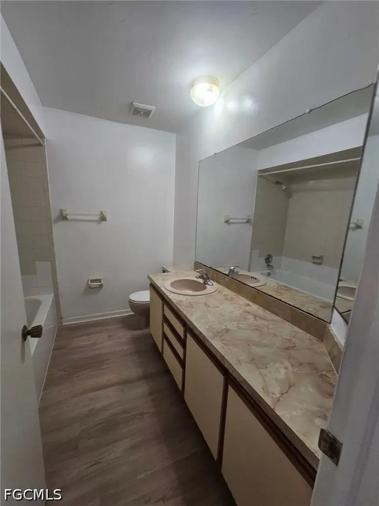 234 Nicholas Parkway W Cape Coral FL 33991