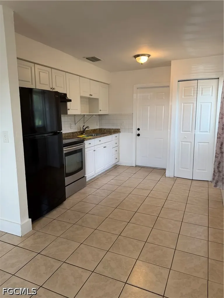 2804 River Ridge Boulevard Fort Myers FL 33905
