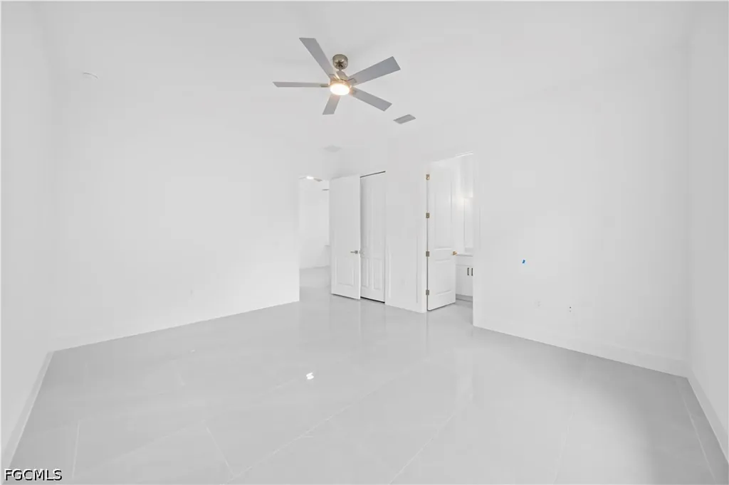 403/405 Bell Boulevard S Lehigh Acres FL 33974