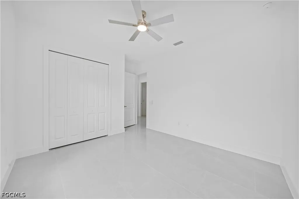 403/405 Bell Boulevard S Lehigh Acres FL 33974