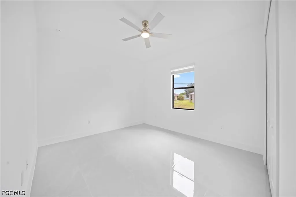 403/405 Bell Boulevard S Lehigh Acres FL 33974