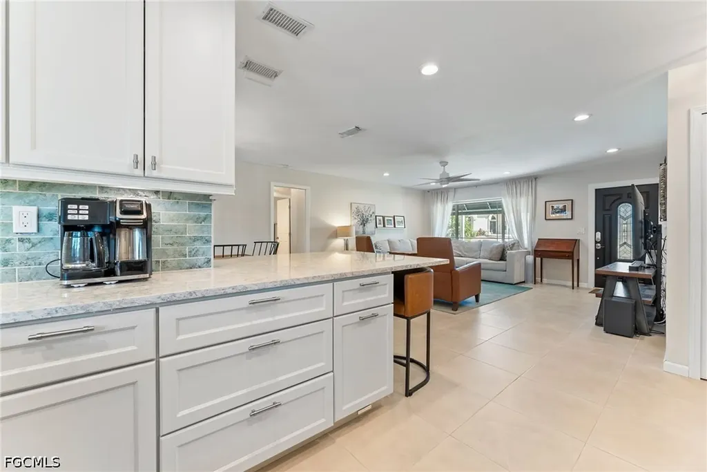 2025 SE 39th Street Cape Coral FL 33904