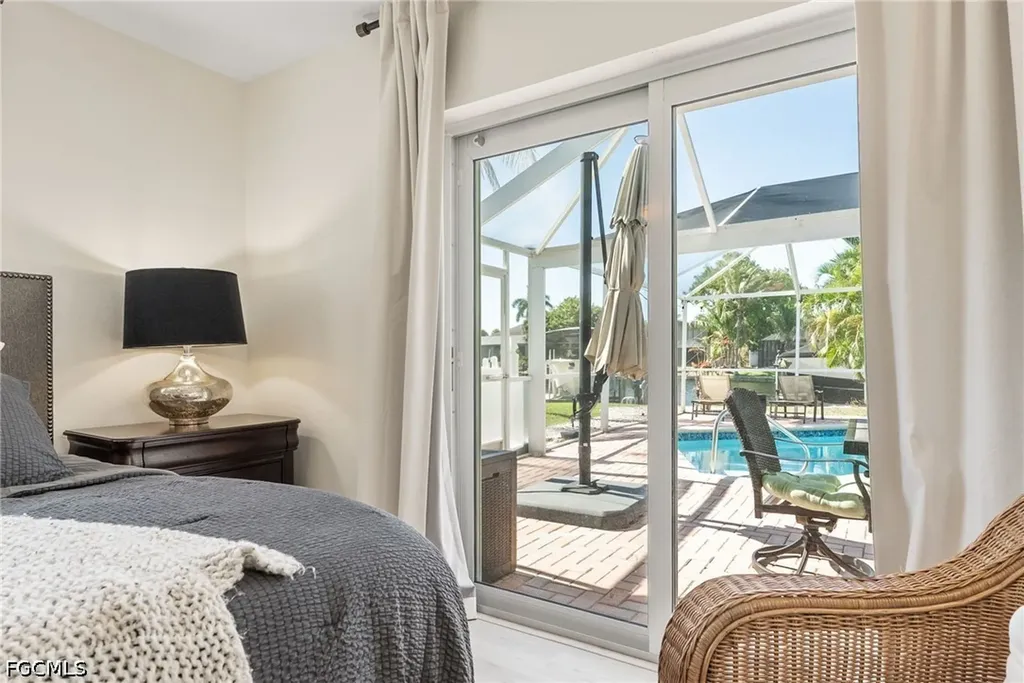 2025 SE 39th Street Cape Coral FL 33904