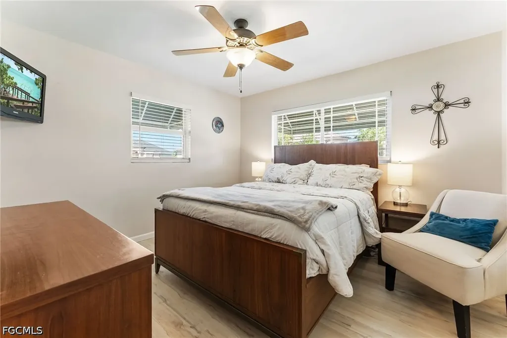 2025 SE 39th Street Cape Coral FL 33904