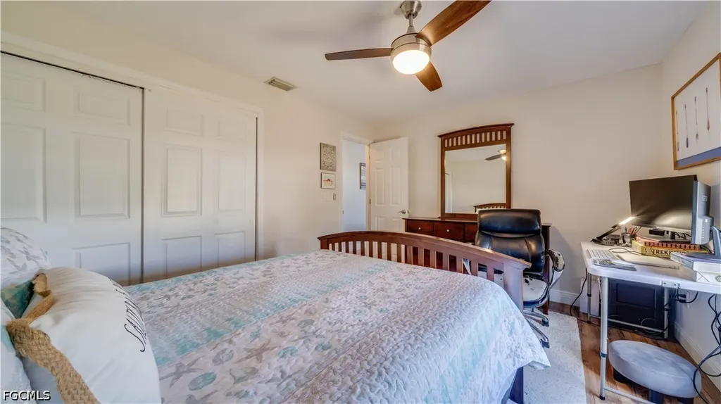 914 SE 28th Terrace Cape Coral FL 33904
