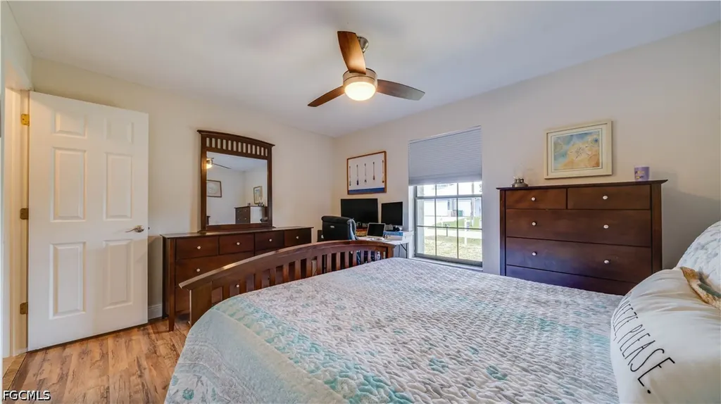 914 SE 28th Terrace Cape Coral FL 33904