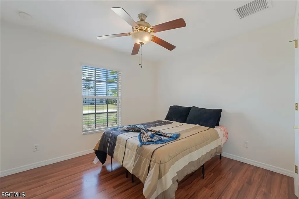 1709 NW 15th Terrace Cape Coral FL 33993