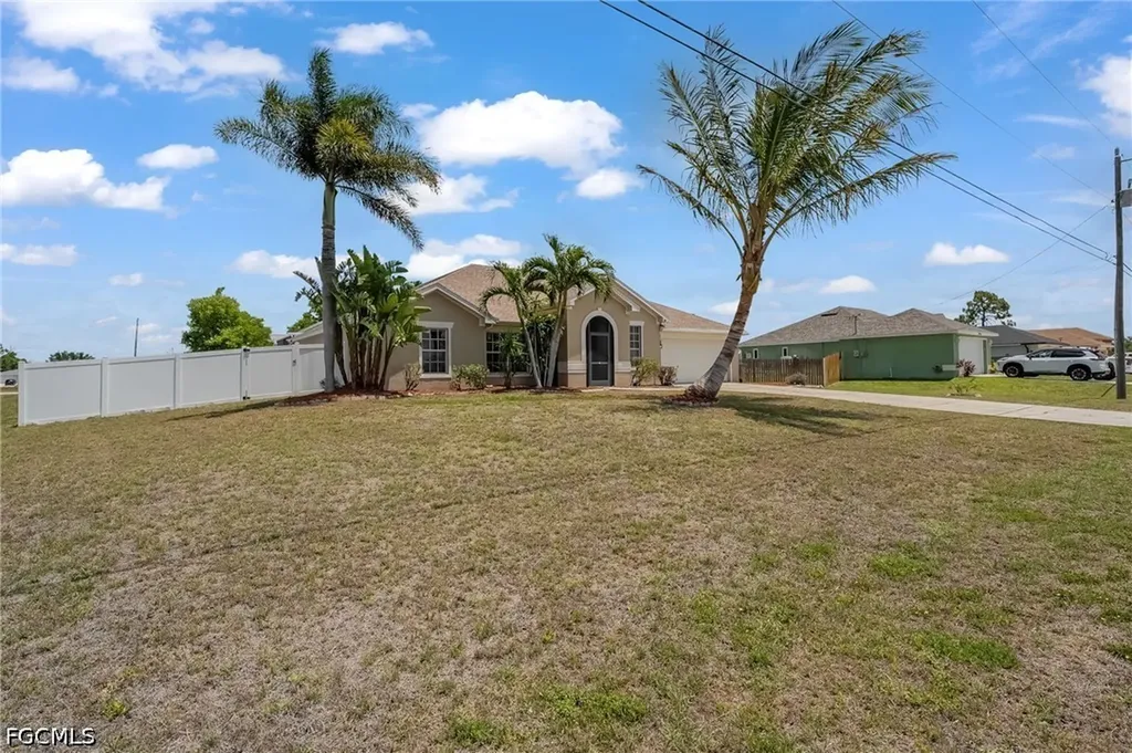 1709 NW 15th Terrace Cape Coral FL 33993