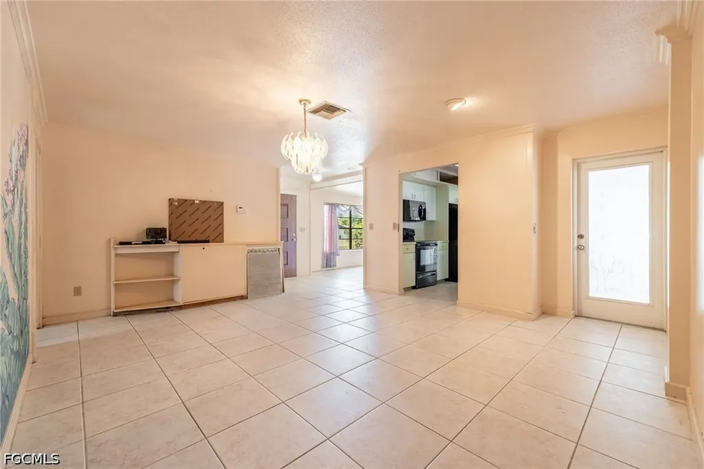12401 Davis Boulevard Fort Myers FL 33905