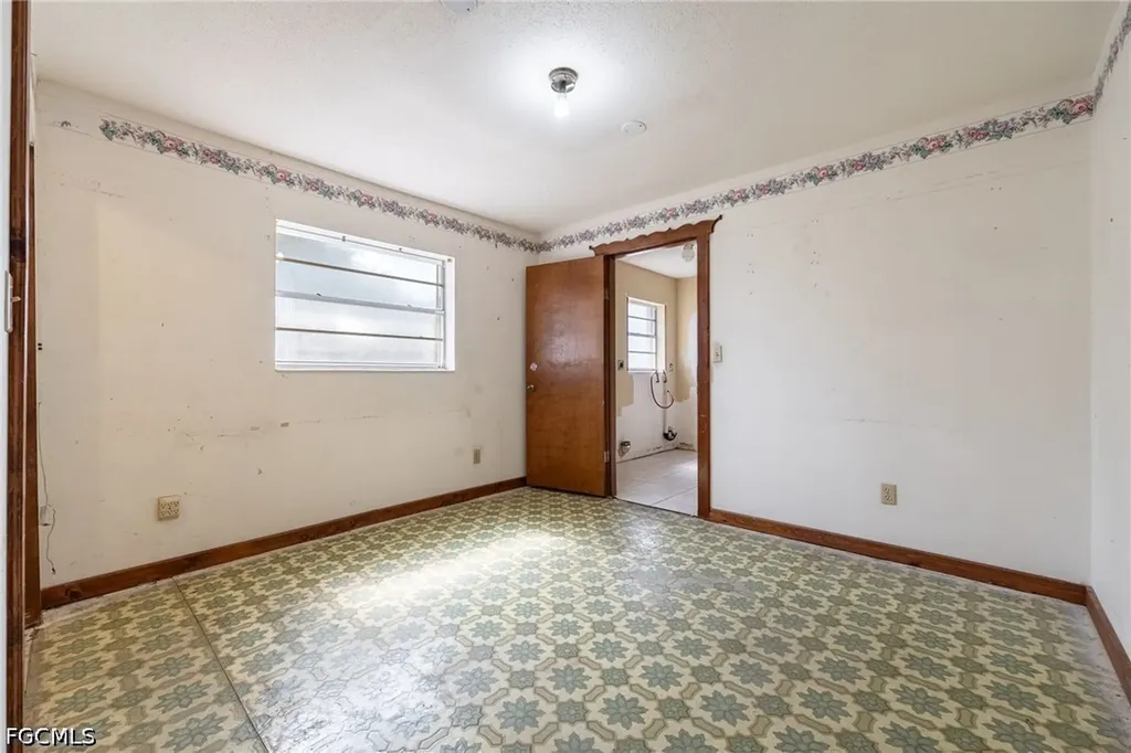 12401 Davis Boulevard Fort Myers FL 33905