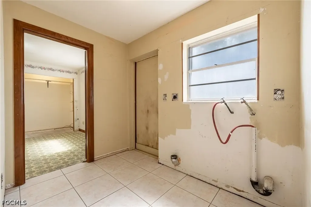 12401 Davis Boulevard Fort Myers FL 33905