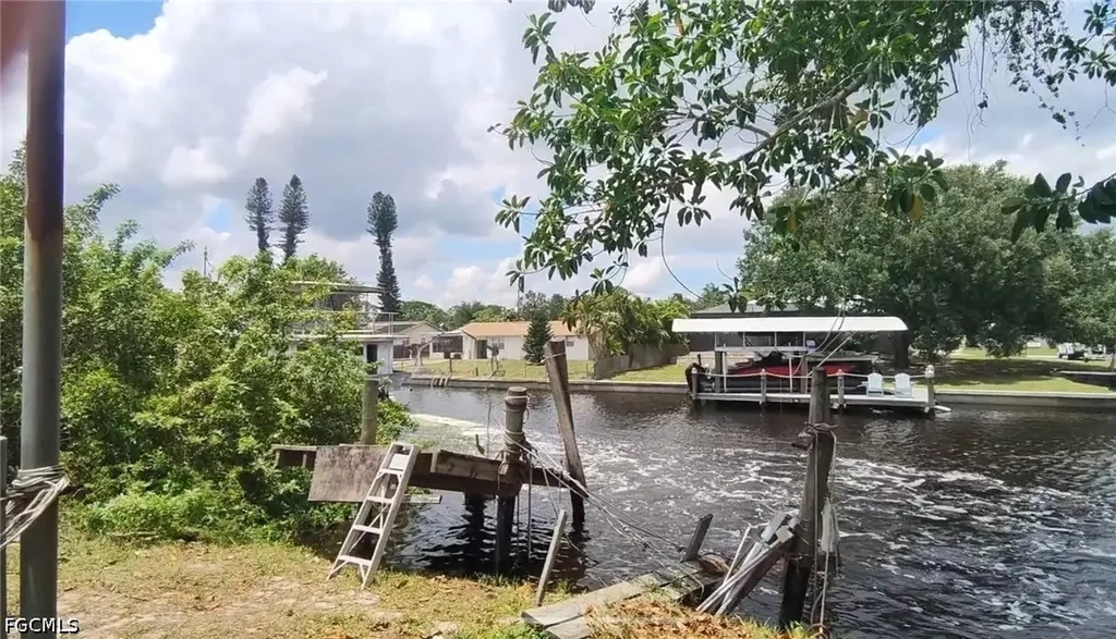 12401 Davis Boulevard Fort Myers FL 33905