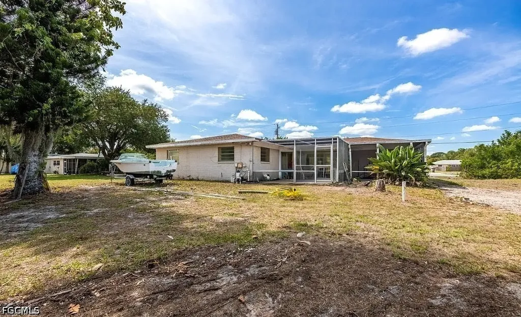 12401 Davis Boulevard Fort Myers FL 33905