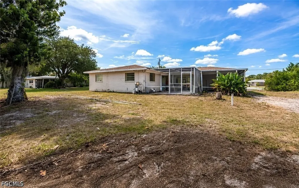 12401 Davis Boulevard Fort Myers FL 33905