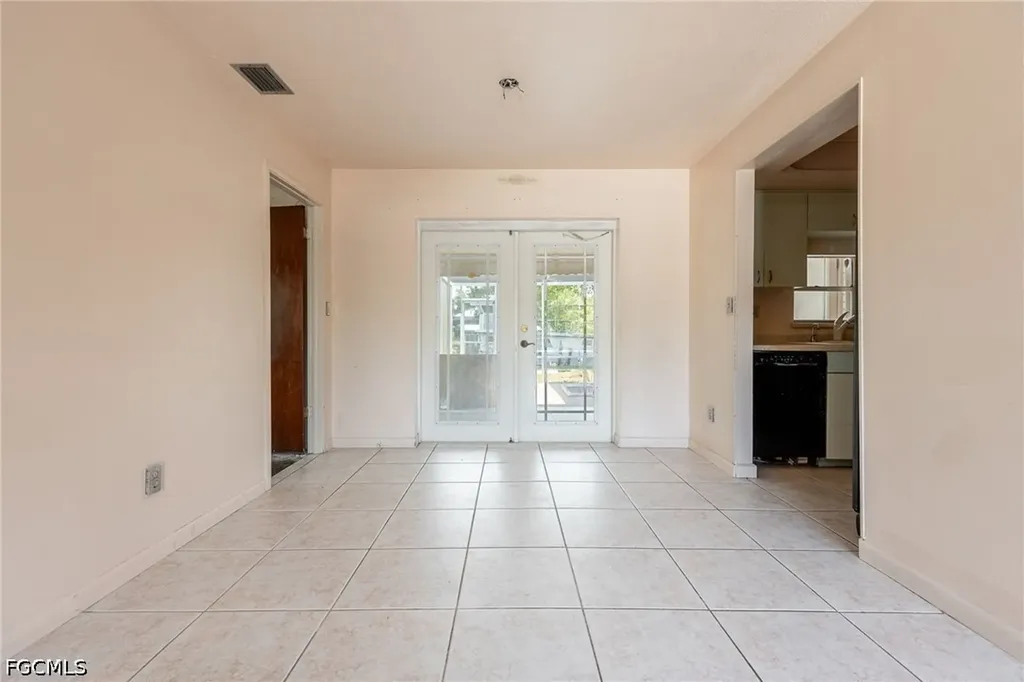 12401 Davis Boulevard Fort Myers FL 33905