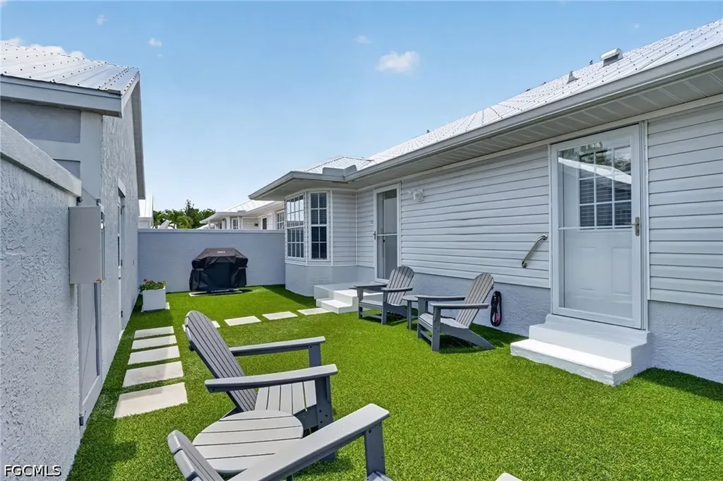 15371 River Vista Drive North Fort Myers FL 33917