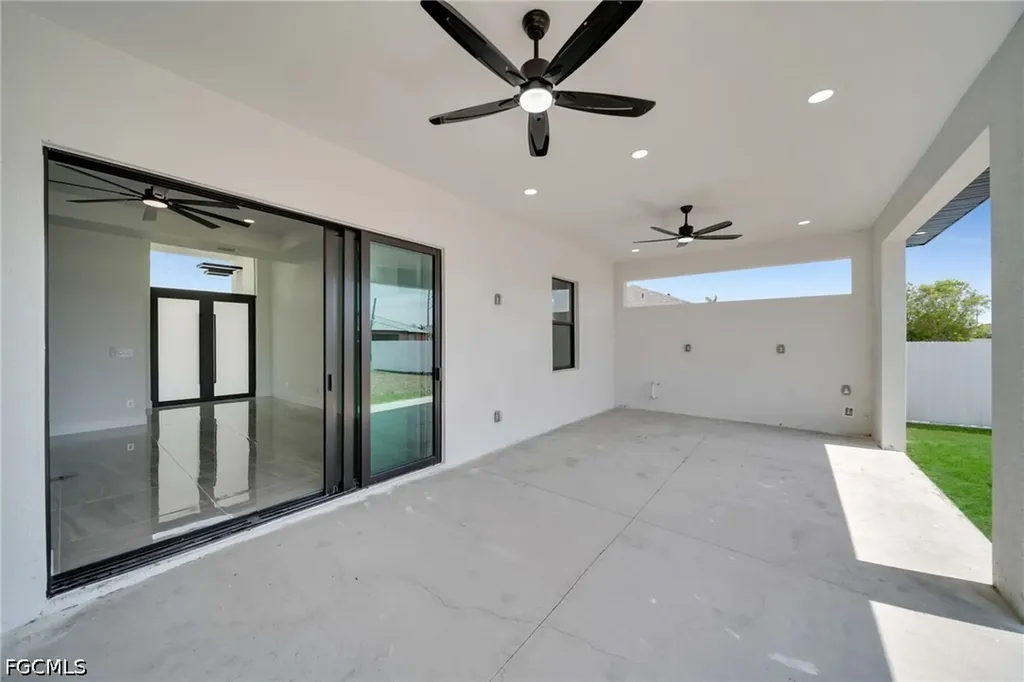 1226 NE Juanita Place Cape Coral FL 33909