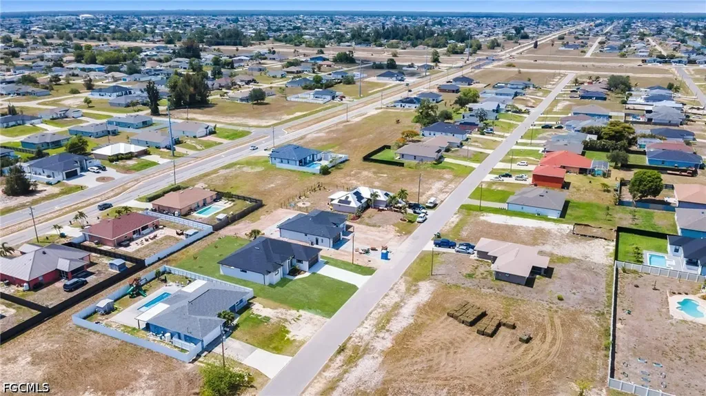 1226 NE Juanita Place Cape Coral FL 33909